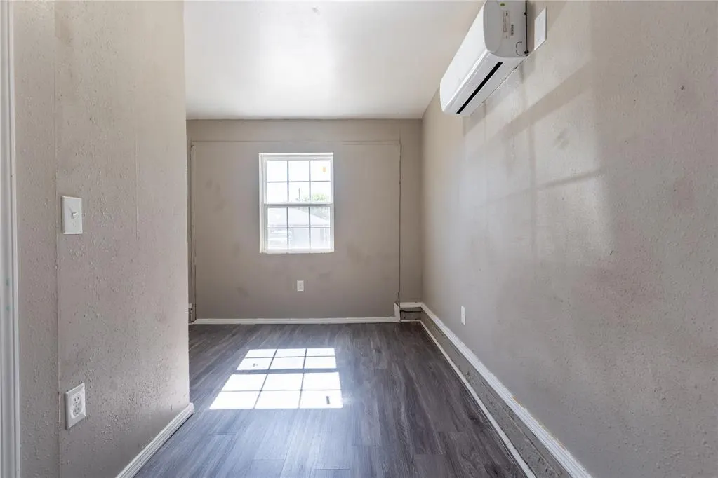 Photo 18 — 3129 NW 41st Street, Warr Acres, OK 73112