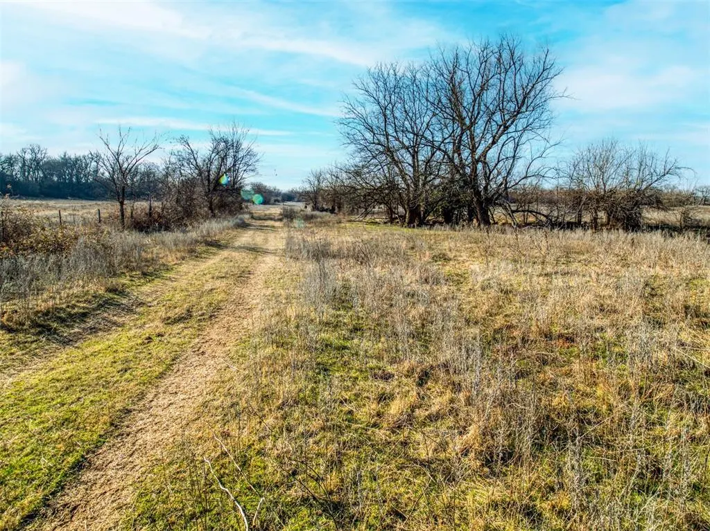 Photo 7 — 0000 E 1460 Street, Byars, OK 74831