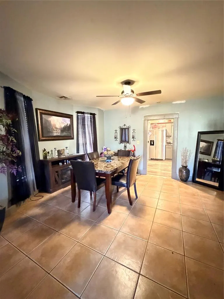Photo 4 — 1224 NW 8th Street, Oklahoma City, OK 73106