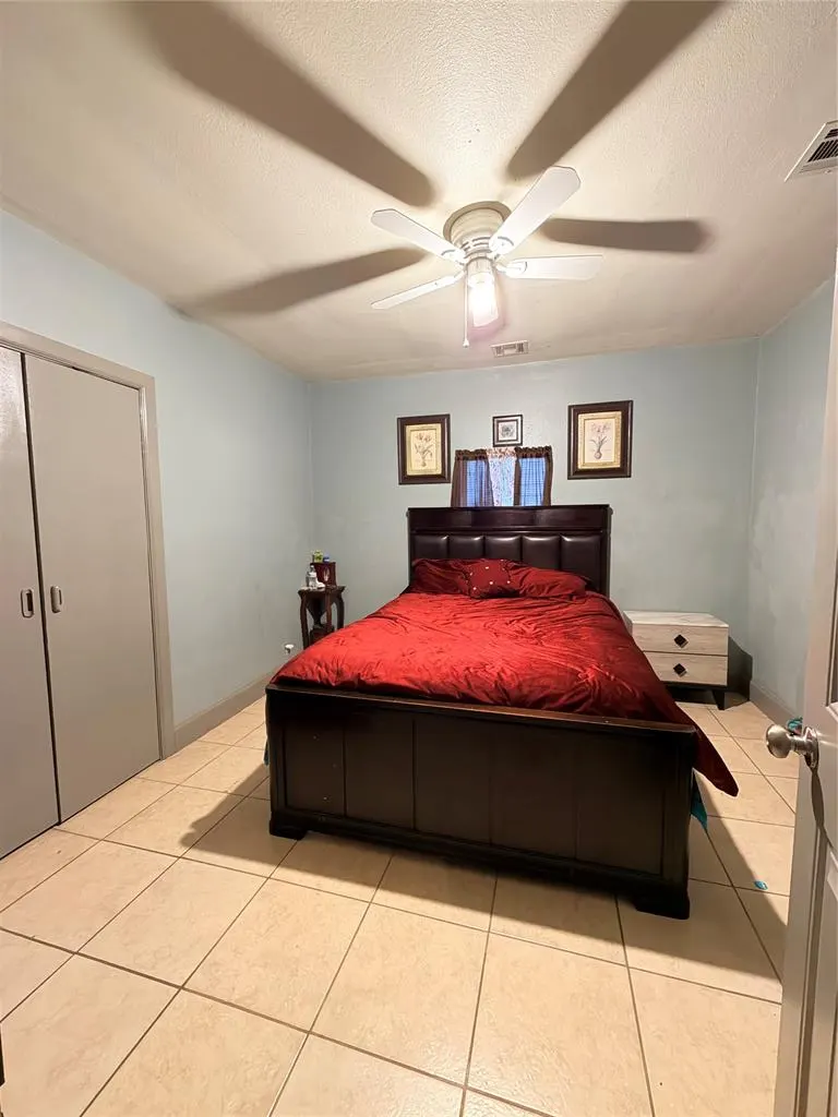 Photo 6 — 1224 NW 8th Street, Oklahoma City, OK 73106
