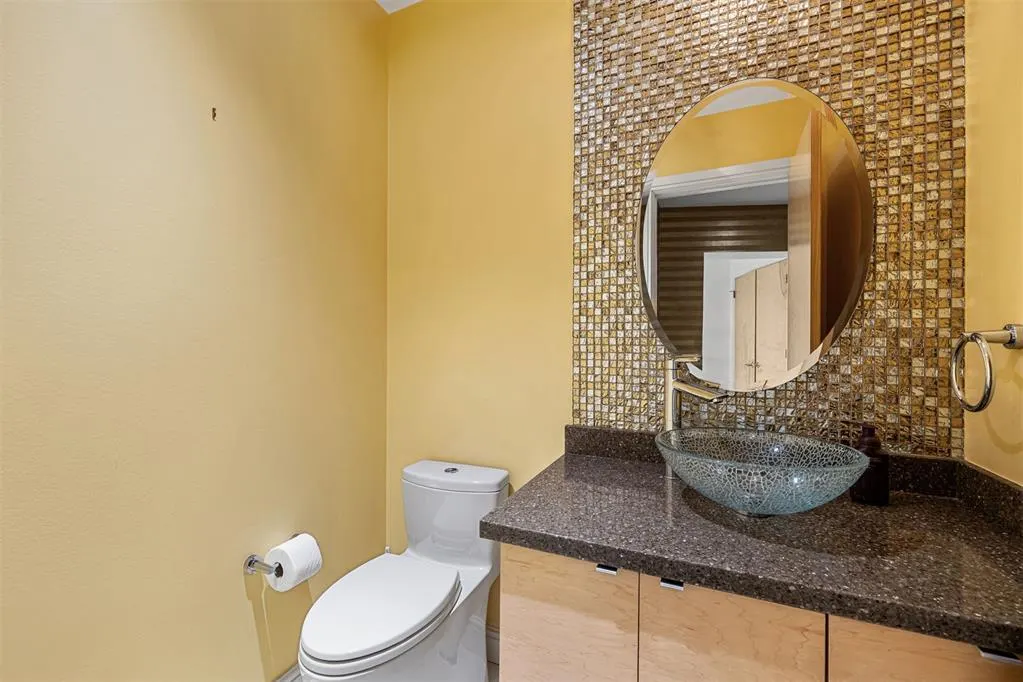 Photo 4 — 5900 Mosteller Drive Drive 102, Oklahoma City, OK 73112