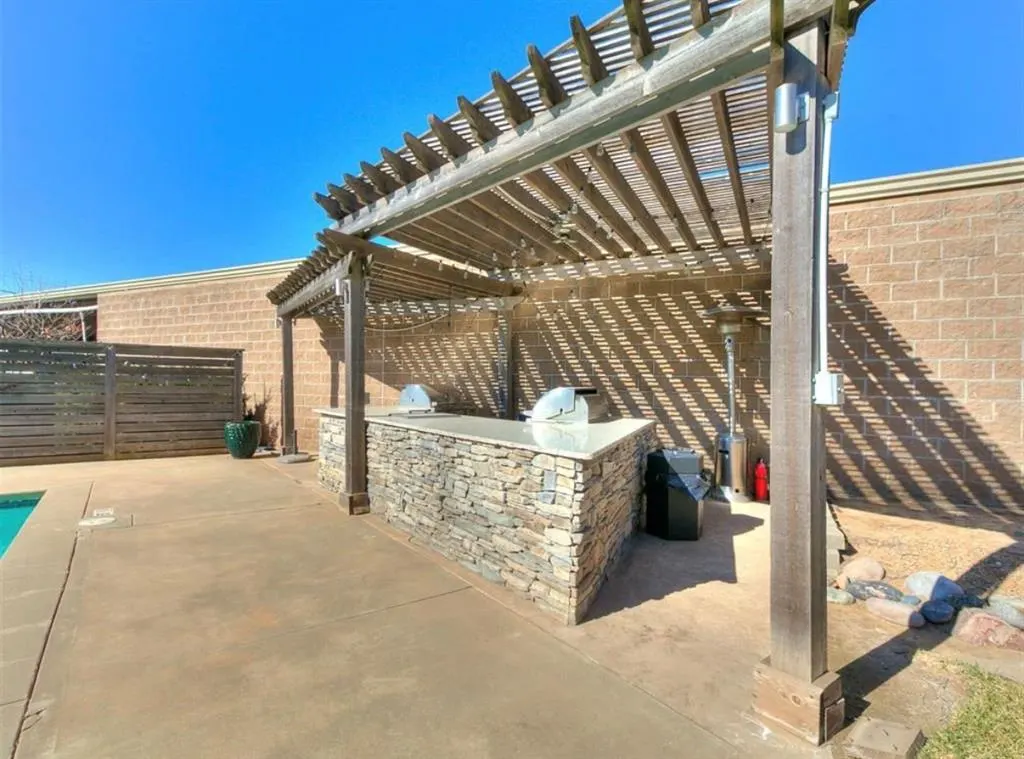 Photo 35 — 5900 Mosteller Drive Drive 102, Oklahoma City, OK 73112
