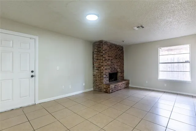 Photo 7 — 3317 SE 57th Street, Oklahoma City, OK 73135