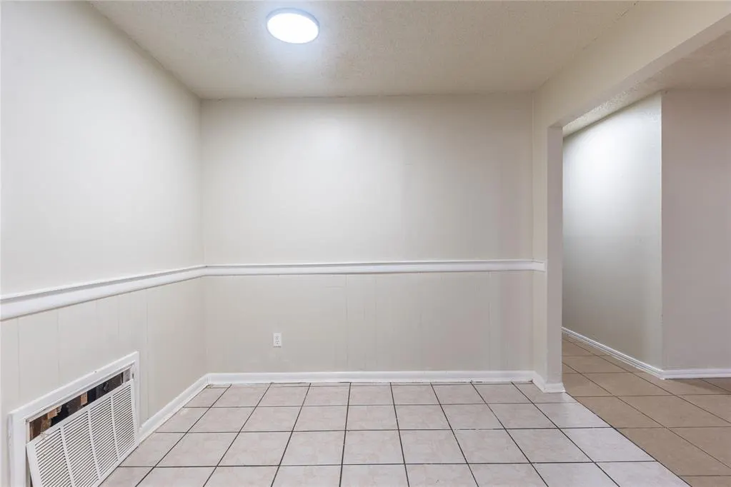 Photo 11 — 3317 SE 57th Street, Oklahoma City, OK 73135