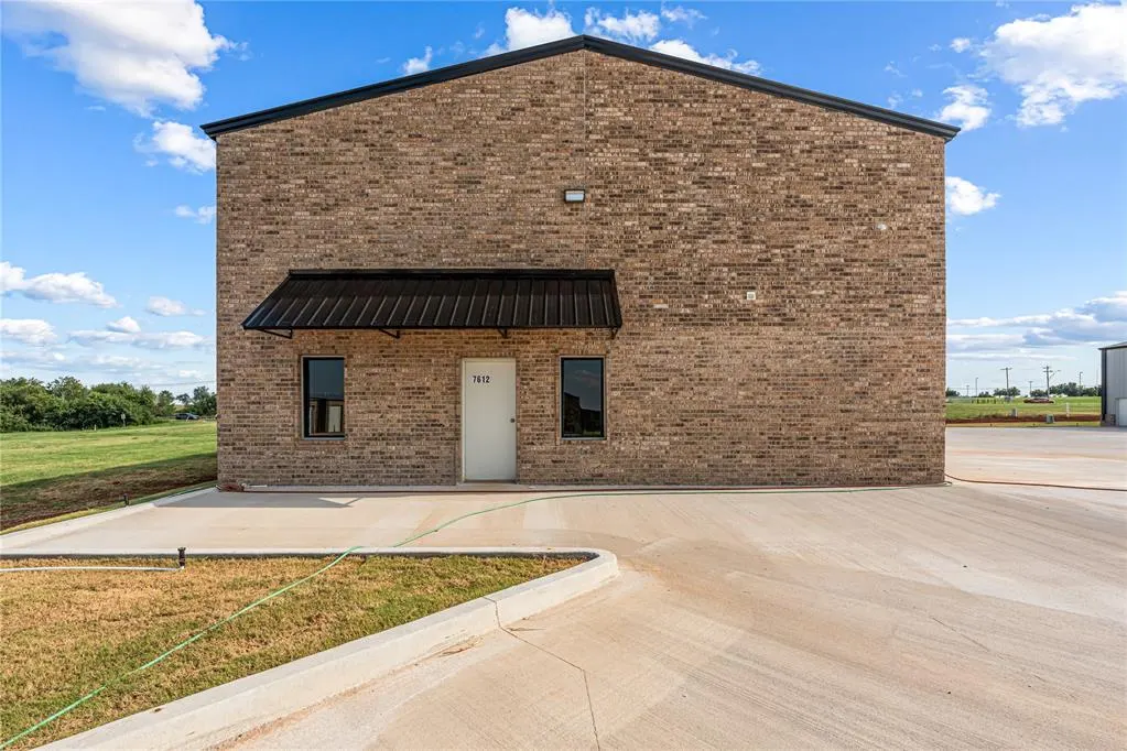 Front exterior — 7624 NW 79th Place, Oklahoma City, OK 73132