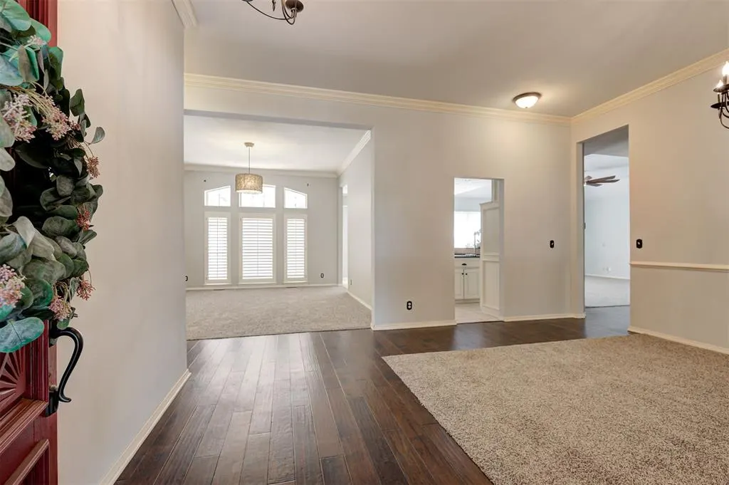 Photo 3 — 412 Kenswick Court, Edmond, OK 73034