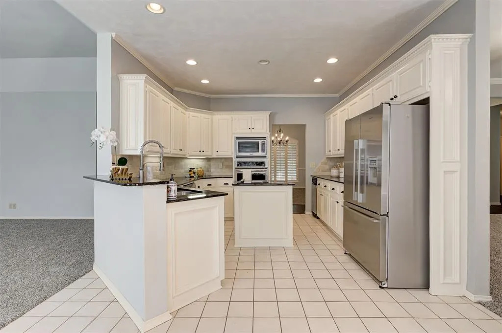 Photo 10 — 412 Kenswick Court, Edmond, OK 73034
