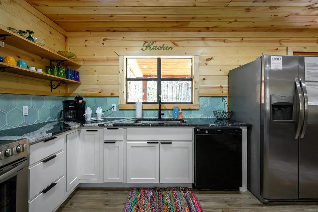 Photo 13 — 180 Johnboat Lane, Broken Bow, OK 74728