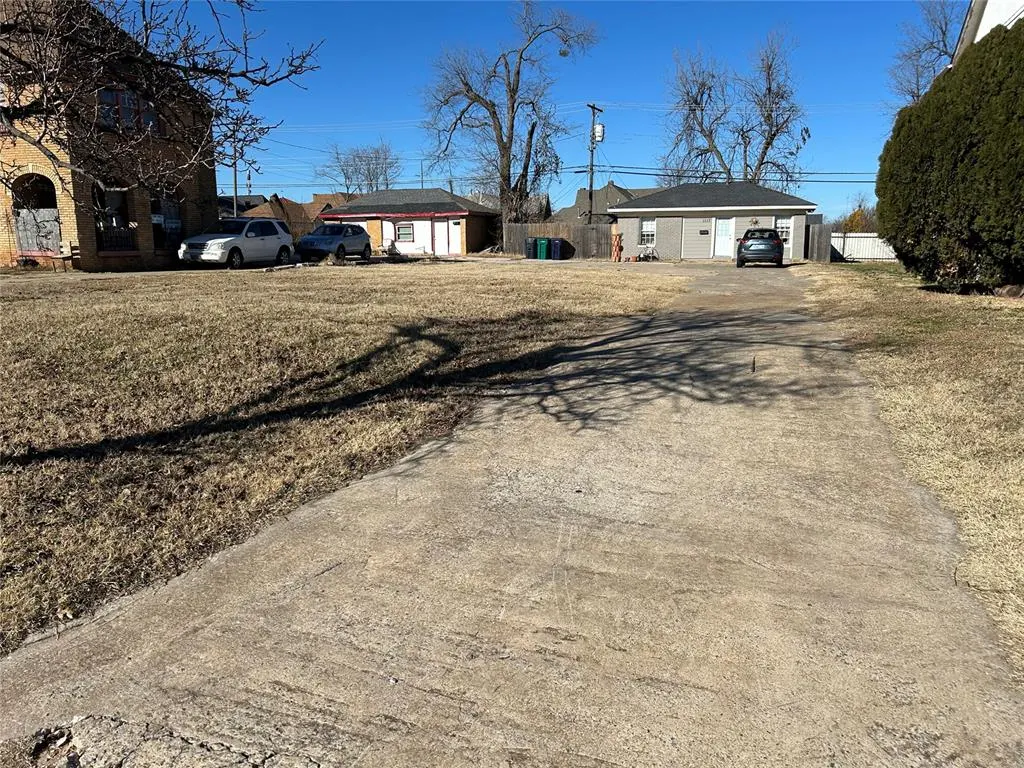 Photo 2 — 1115 NE 14th Street, Oklahoma City, OK 73117
