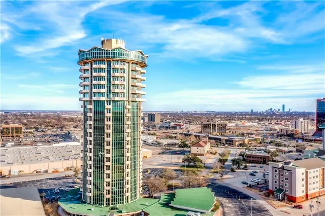 Photo 2 — 5900 Mosteller Drive 153, Oklahoma City, OK 73112