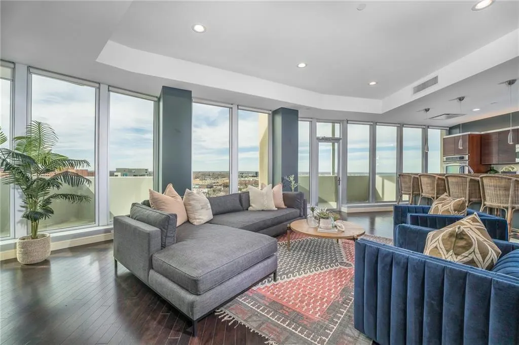 Photo 8 — 5900 Mosteller Drive 153, Oklahoma City, OK 73112