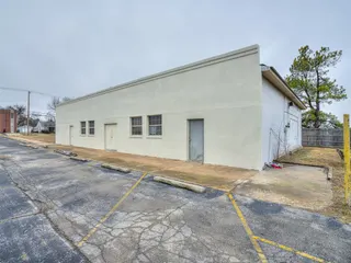Sold home at 5707 NW 42nd Street
