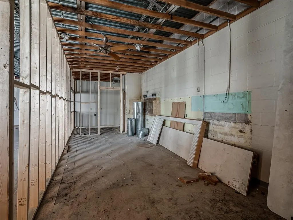 Photo 18 — 5707 NW 42nd Street, Warr Acres, OK 73122