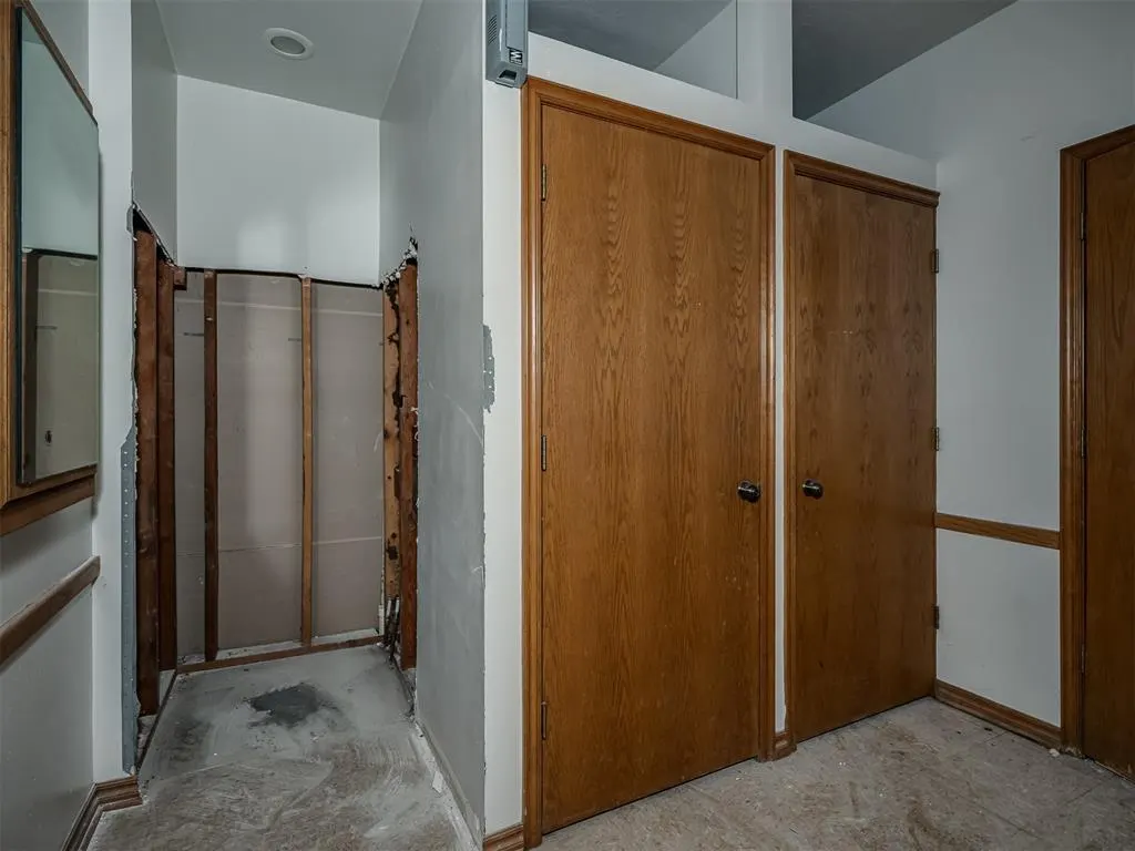 Photo 25 — 5707 NW 42nd Street, Warr Acres, OK 73122