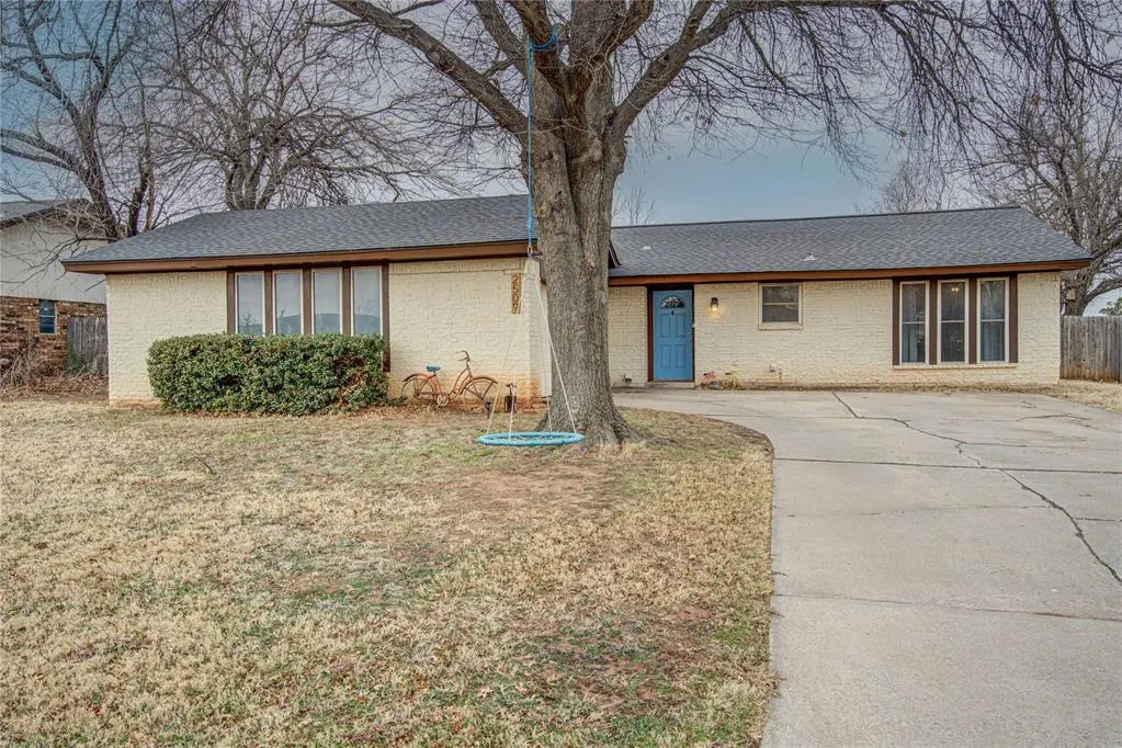 Photo 3 — 2509 Cedar Park Drive, Oklahoma City, OK 73120