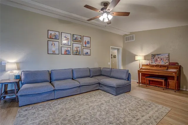 Photo 6 — 2509 Cedar Park Drive, Oklahoma City, OK 73120