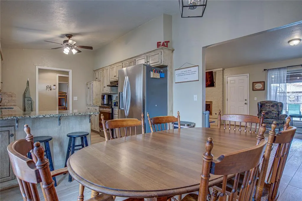 Photo 13 — 2509 Cedar Park Drive, Oklahoma City, OK 73120