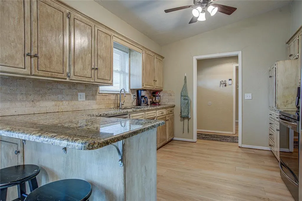 Photo 14 — 2509 Cedar Park Drive, Oklahoma City, OK 73120