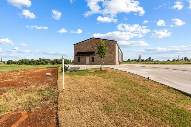 Photo 6 — 7612 NW 79th Place, Oklahoma City, OK 73132