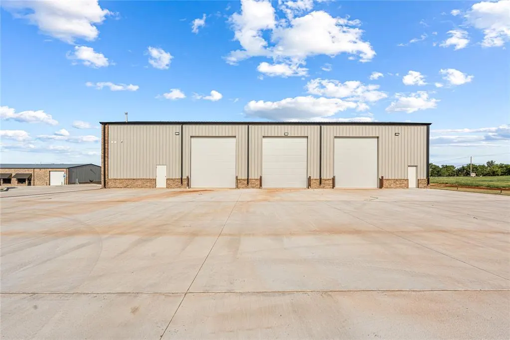 Photo 11 — 7612 NW 79th Place, Oklahoma City, OK 73132
