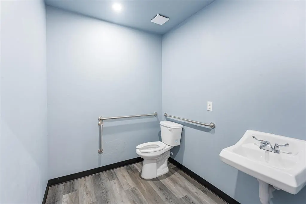 Photo 31 — 7612 NW 79th Place, Oklahoma City, OK 73132