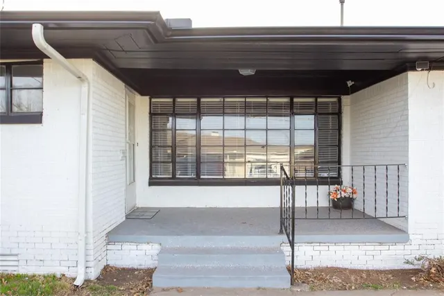 Photo 4 — 3315 N Villa Avenue, Oklahoma City, OK 73114