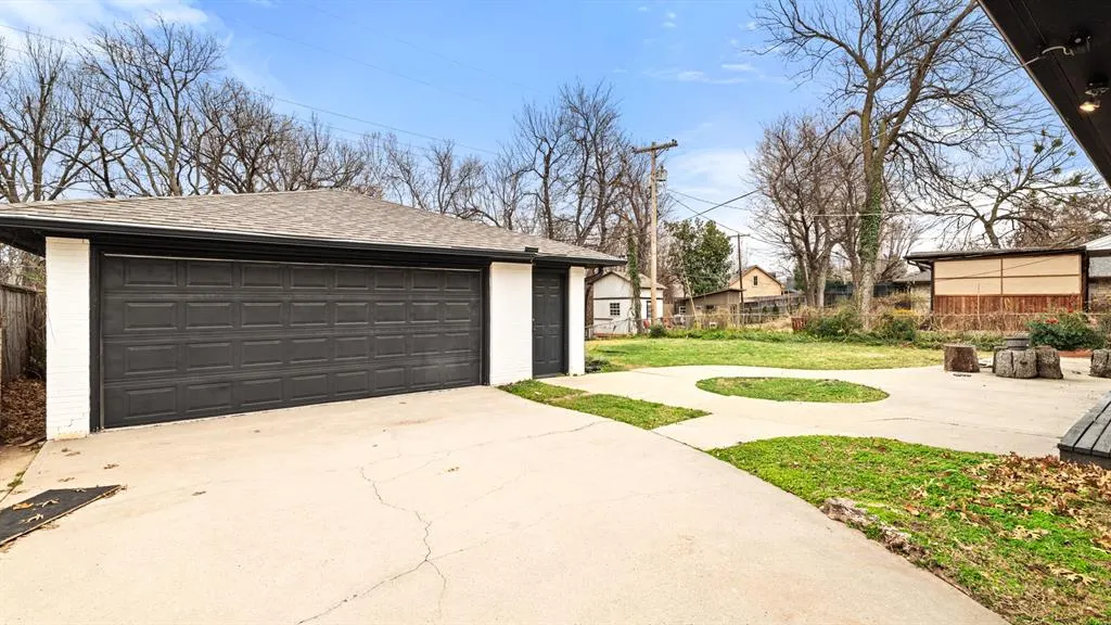 Photo 16 — 4200 N Harvey Parkway, Oklahoma City, OK 73118