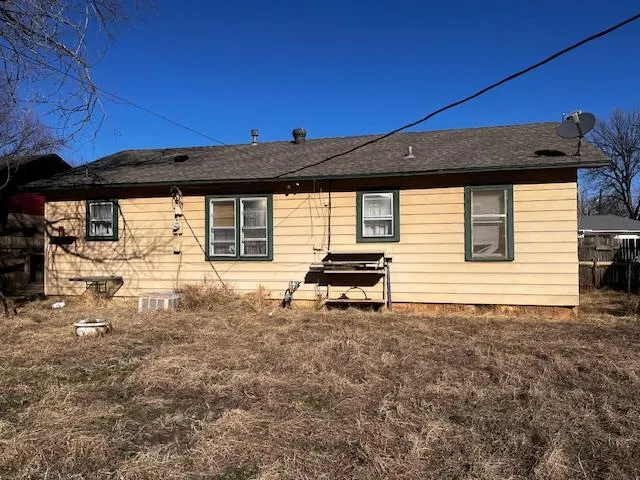 Photo 10 — 905 Cherokee Place, Lindsay, OK 73052