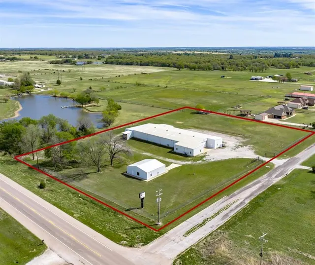 Photo 2 — 6121 Highway 177 Highway, Shawnee, OK 74804