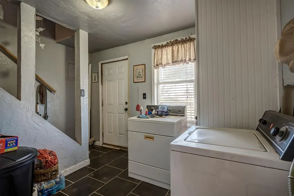 Photo 8 — 112 W First Street, Coyle, OK 73027