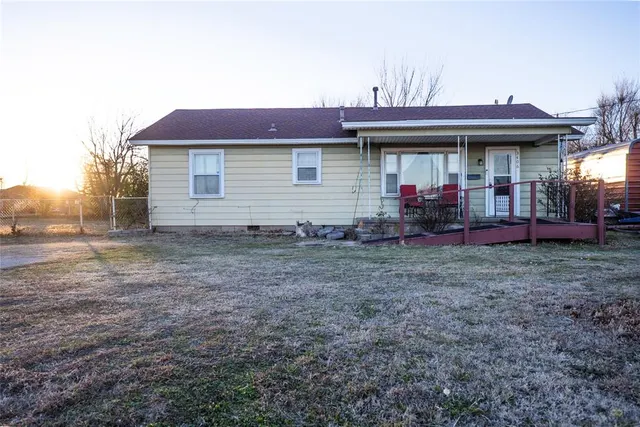 Front exterior — 3406 N Market Avenue, Shawnee, OK 74804