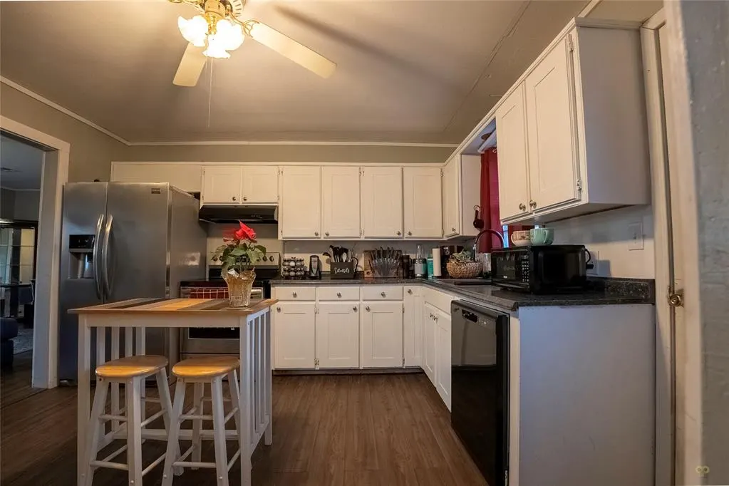 Photo 11 — 3406 N Market Avenue, Shawnee, OK 74804