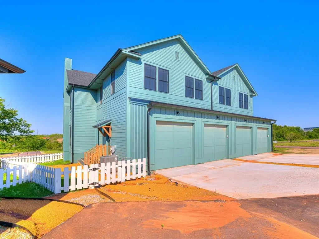 Photo 6 — 29612 Memory Lane A, Norman, OK 73072