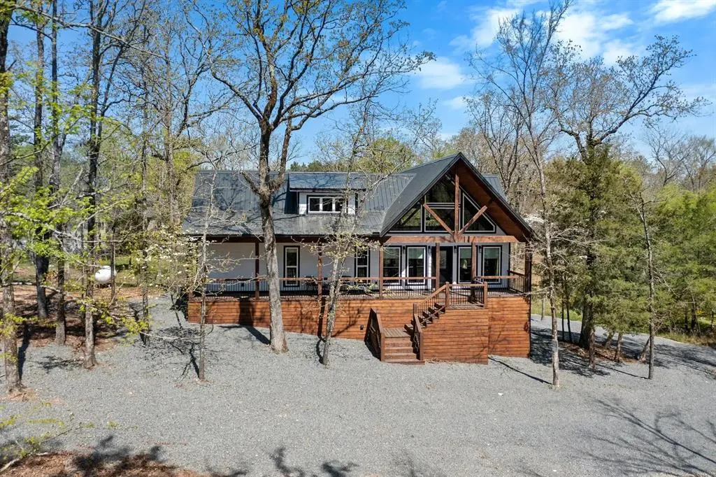 Front exterior — 862 Hickory Post Road, Broken Bow, OK 74728
