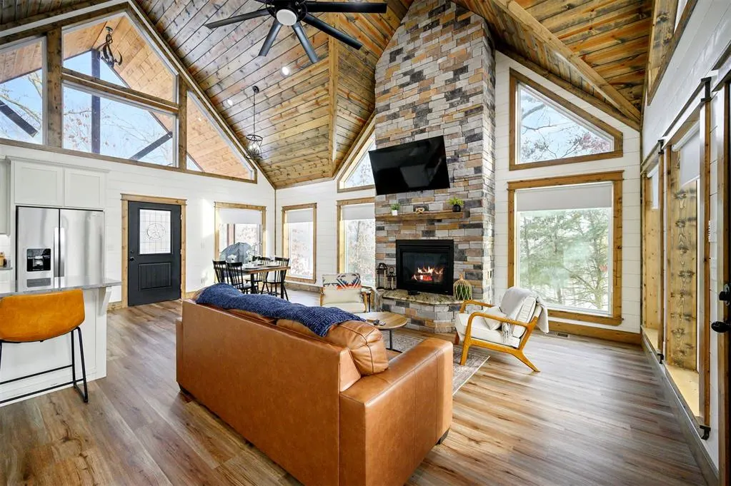 Photo 7 — 862 Hickory Post Road, Broken Bow, OK 74728