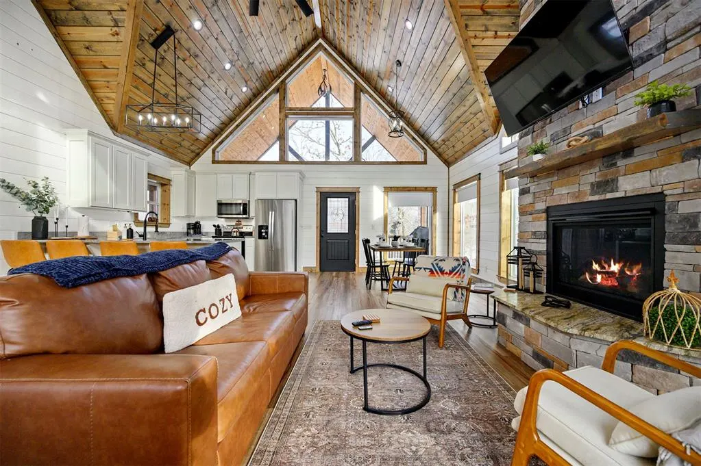 Photo 13 — 862 Hickory Post Road, Broken Bow, OK 74728