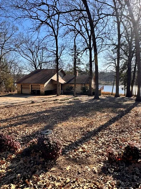 Photo 5 — 1089 Peninsula Drive, Fort Towson, OK 74735