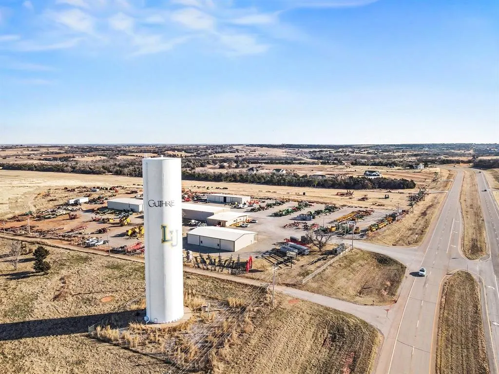 Photo 11 — 1101 Creekside Trail, Guthrie, OK 73044