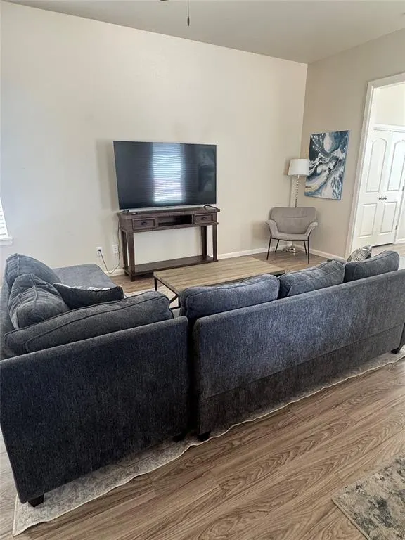 Photo 2 — 3427 Enclave Place, Norman, OK 73072