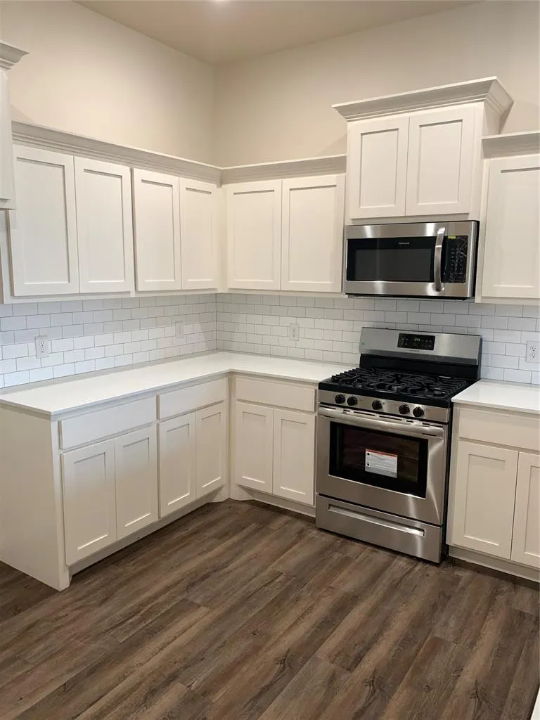 Photo 7 — 3215 Enclave Place, Norman, OK 73072