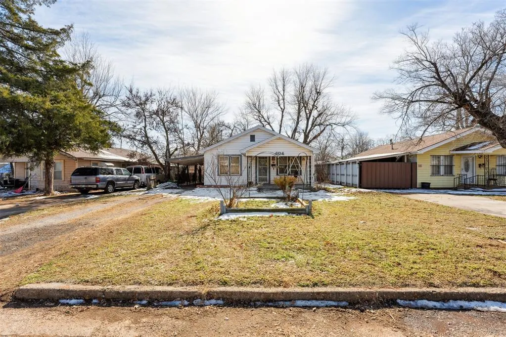 Photo 2 — 404 SW 38th Street, Oklahoma City, OK 73109