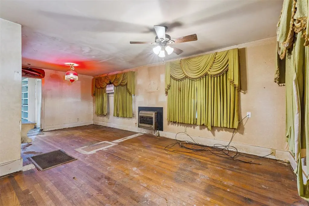 Photo 7 — 404 SW 38th Street, Oklahoma City, OK 73109