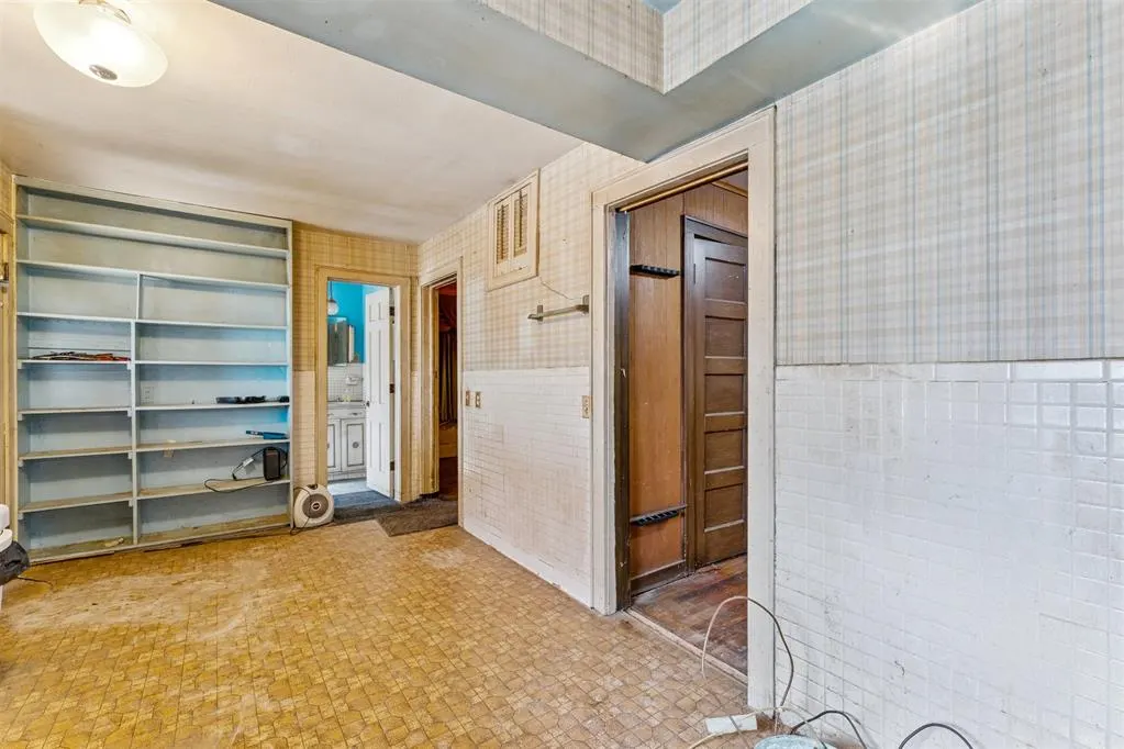 Photo 16 — 404 SW 38th Street, Oklahoma City, OK 73109