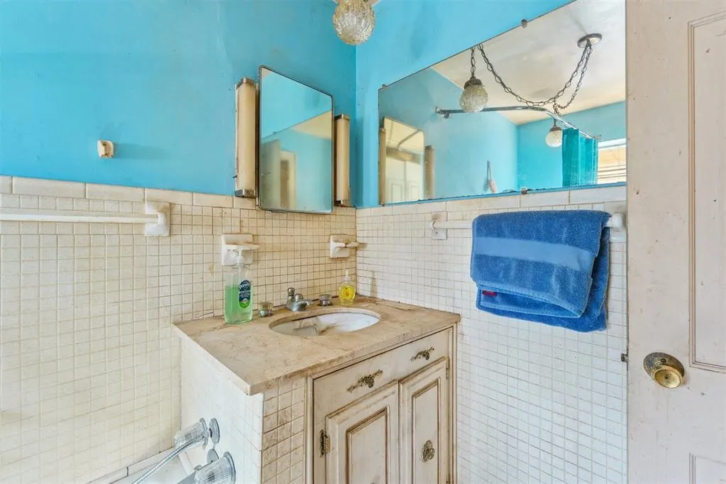 Photo 17 — 404 SW 38th Street, Oklahoma City, OK 73109
