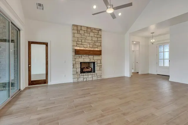 Photo 5 — 7617 Leoma Lane, Oklahoma City, OK 73150