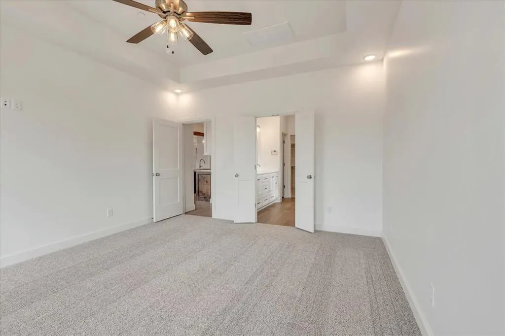 Photo 10 — 7617 Leoma Lane, Oklahoma City, OK 73150