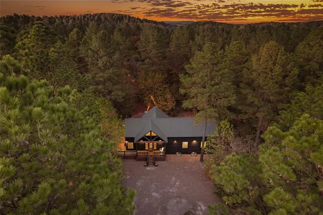Photo 3 — 779 N Lukfata Trail Road, Broken Bow, OK 74728