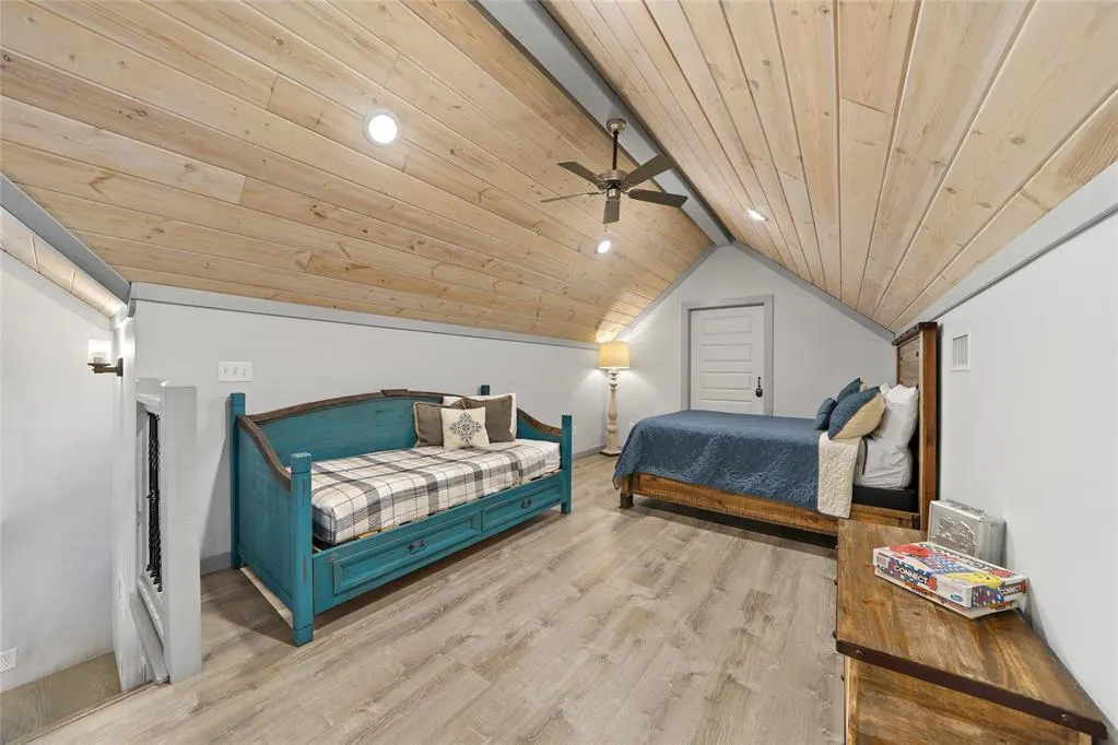 Photo 19 — 779 N Lukfata Trail Road, Broken Bow, OK 74728
