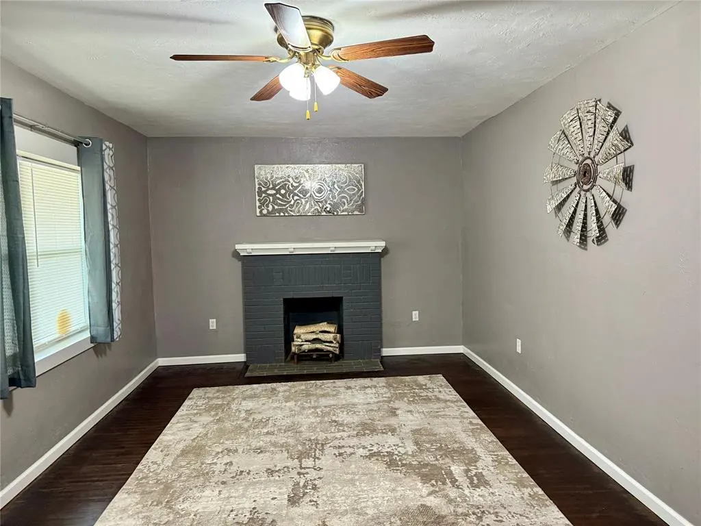 Photo 2 — 903 Jefferson Street, Seminole, OK 74868