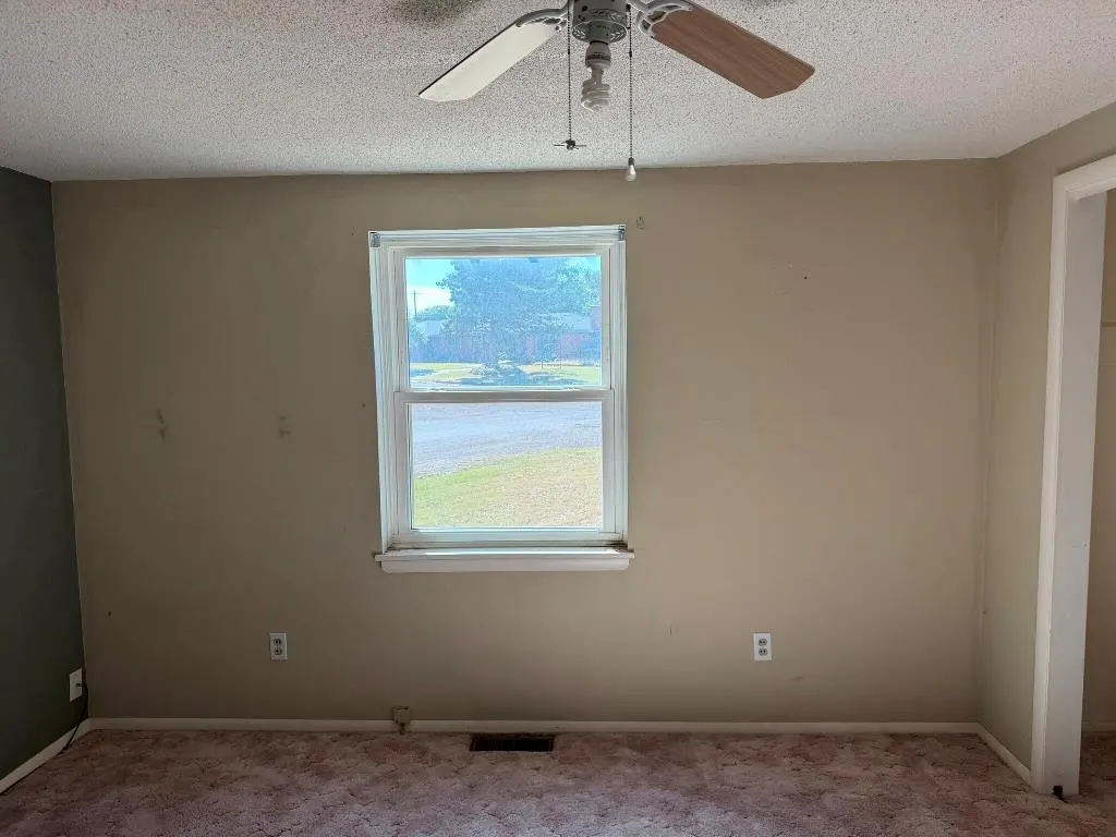Photo 22 — 324 Avenue N, Beaver, OK 73932